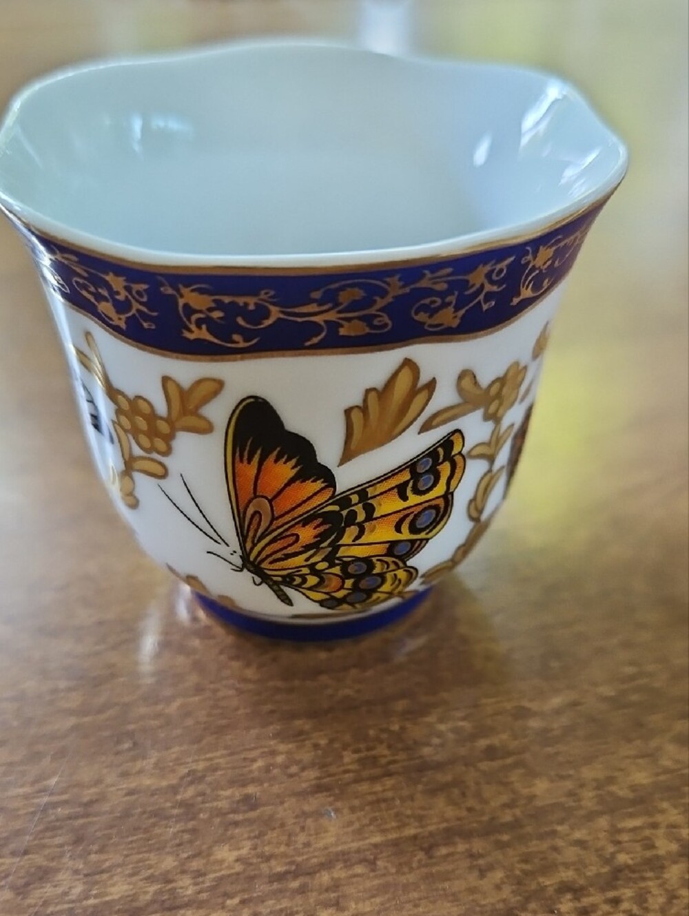 VTG Butterfly Demitasse Cup & Saucer - Picture 6 of 11